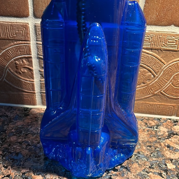 Plastic Rocket ship drinking bottle with straw - Picture 3 of 11
